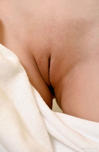 Teen Isabella Swan Taking Shower