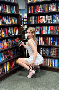 Public Pics Of Hot Erica 