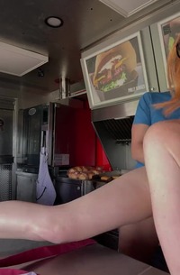 Bigtit Scarlett Jones Gets Fucked In Cafe