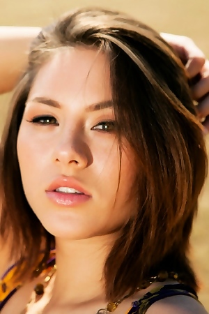 Shyla Jennings Nude Outdoors