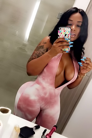 Elite ebony girlfriends