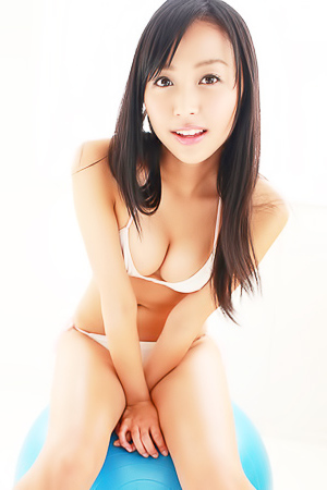 Stripping Japanese Miyu Watanabe