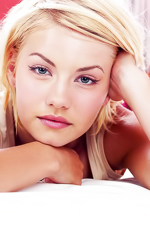 Pretty Canadian actress and model Elisha Cuthbert