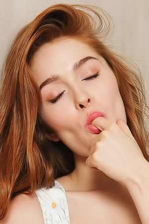 Jia Lissa Licking Fingers From Pussy