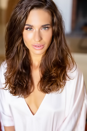 Naked Morning With Nicole Winter