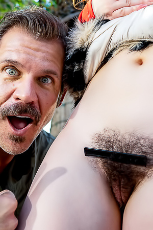 Hairy Hole Getting Dick