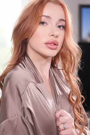 Megan Murkovski Gets Her Pussy And Ass Stuffed In DP Slamming