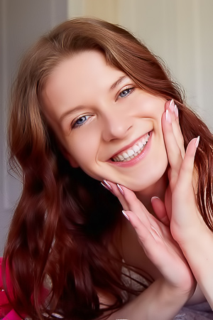 Jesie Roses Curly Hair casading down, Teasing in the Czech Bedroom