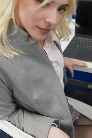 Lola Pearl Sucking Cock and Grinding on Hard Cock
